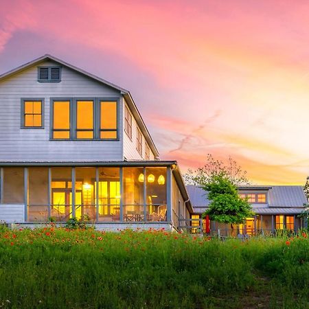 Medina River Historic Cottage Castroville 外观 照片