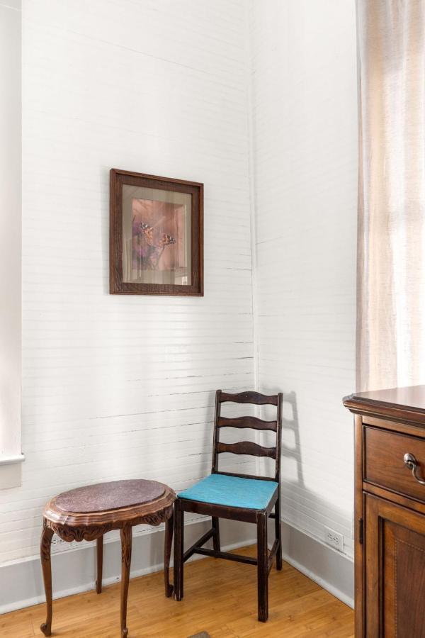 Medina River Historic Cottage Castroville 外观 照片